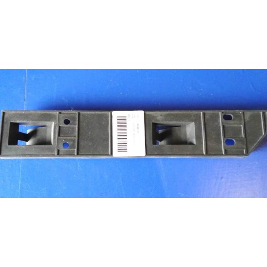 Кронштейн переднего бампера CK правый 1801483180