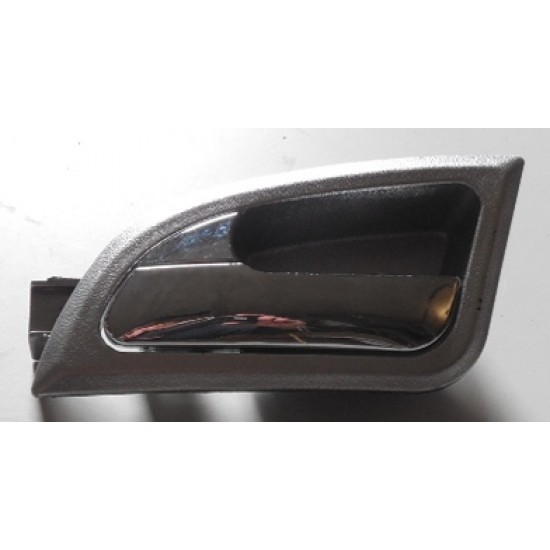 Ручка двери CK2 внутреняя передняя левая 1018006374