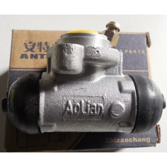 Цилиндр тормозной рабочий задний MK правый 1014003193 (шт.)