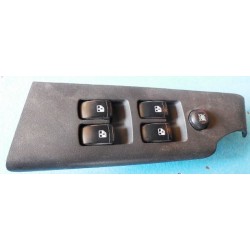 Блок кнопок стеклоподъемников 4 кл передняя левая  дверь AVEO-3 GM 96652180