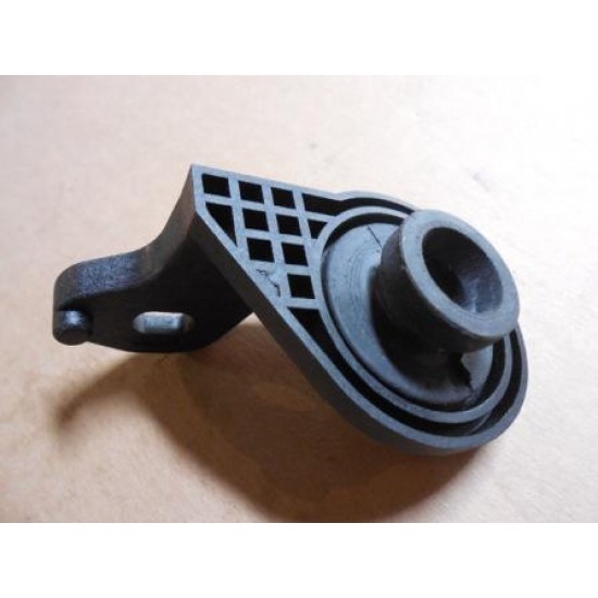 Кронштейн радиатора AVEO-3 верхний левый "GM"  96536670 (шт.)