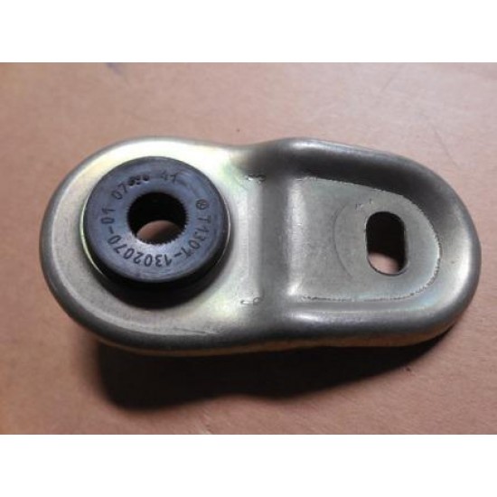 Кронштейн радиатора LANOS 96351477