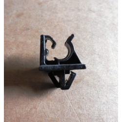 Кронштейн упора капота LANOS нижний (шт.)