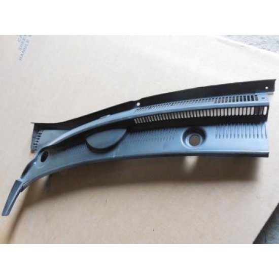 Облицовка стеклоочистителя AVEO 3 левая ЗАЗ 96476580