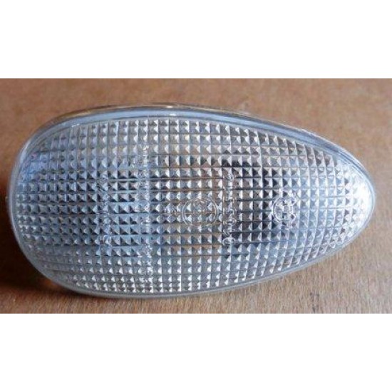 Повторитель поворота LANOS (белый) Украина 96303241 (шт.)