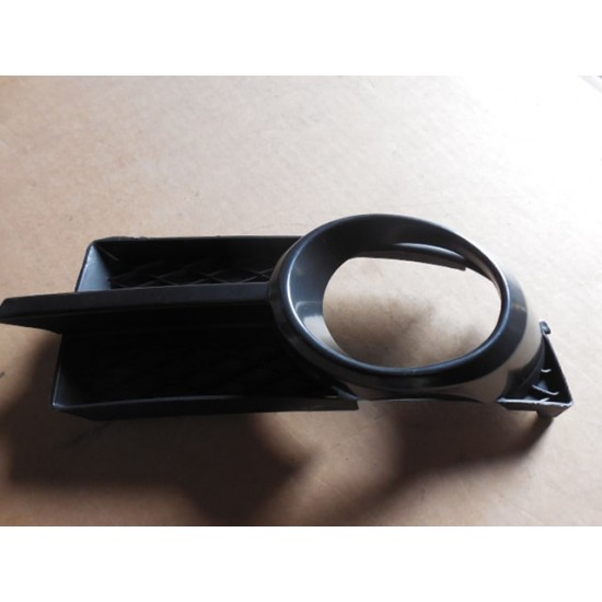 ПТФ облицовка AVEO-3 левая ориг. 96648781 (шт.)