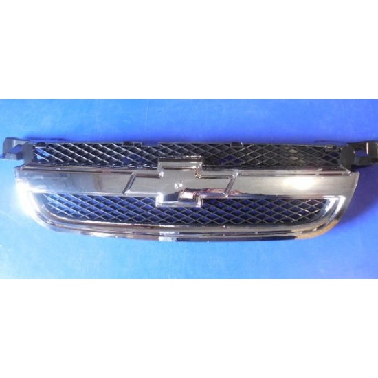 Решетка радиатора AVEO-3 хром. 96648529 (шт.)