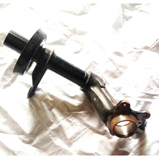 Кулак поворотный NEXIA 13" правый 96219507 (шт.)