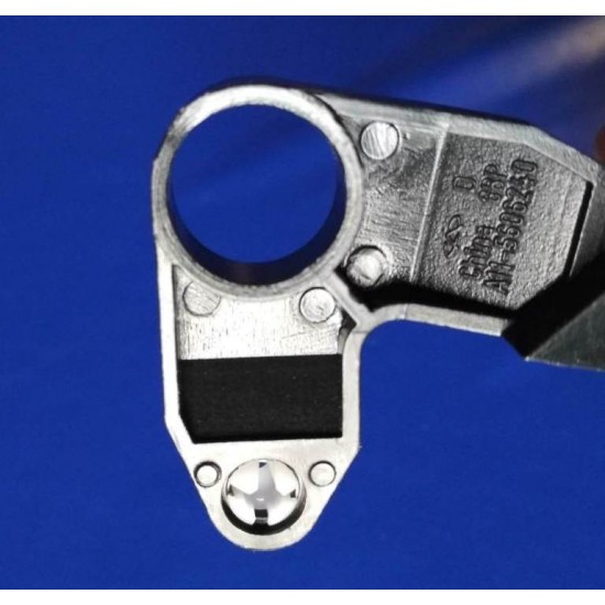 Тяжка замка багажника AMULET правая A11-5606250 (шт.)